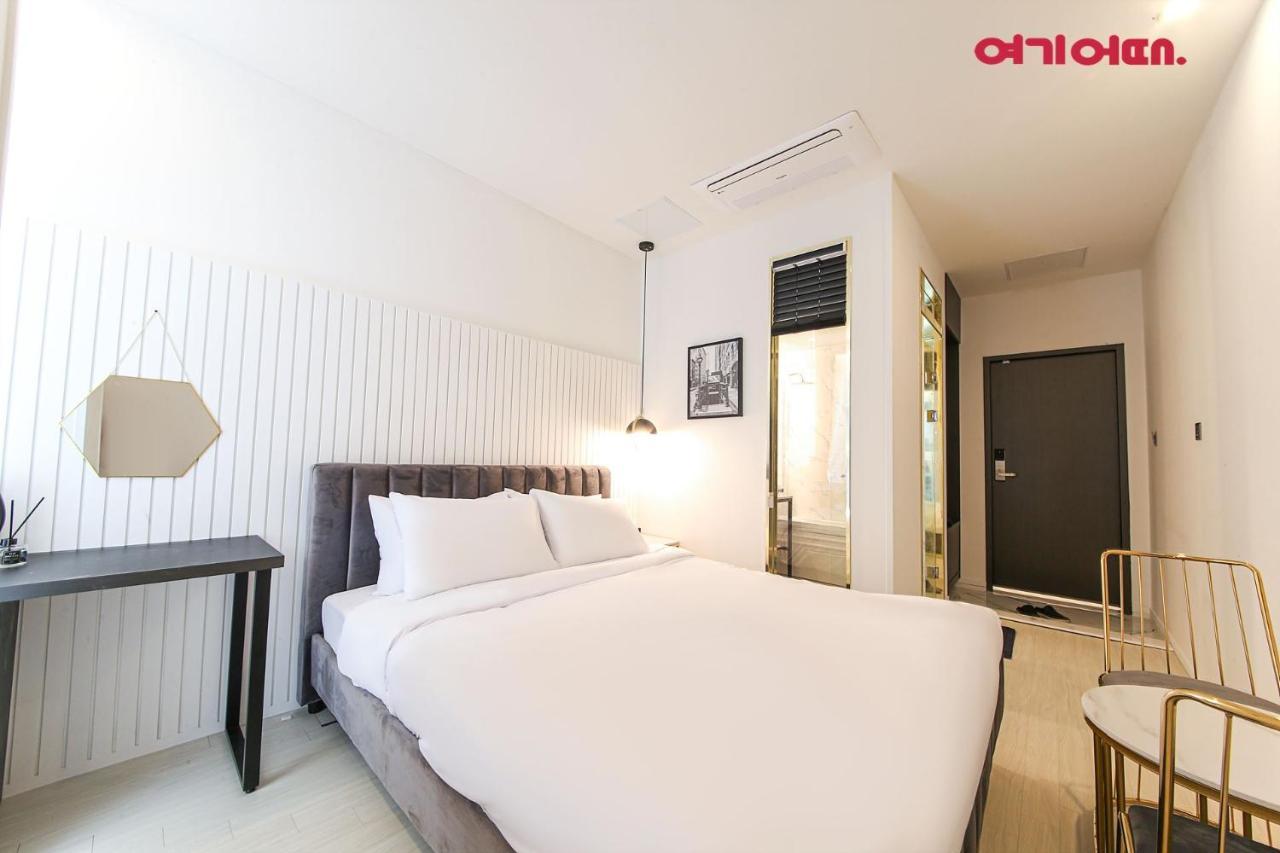 De Homme Hotel Busan Bagian luar foto