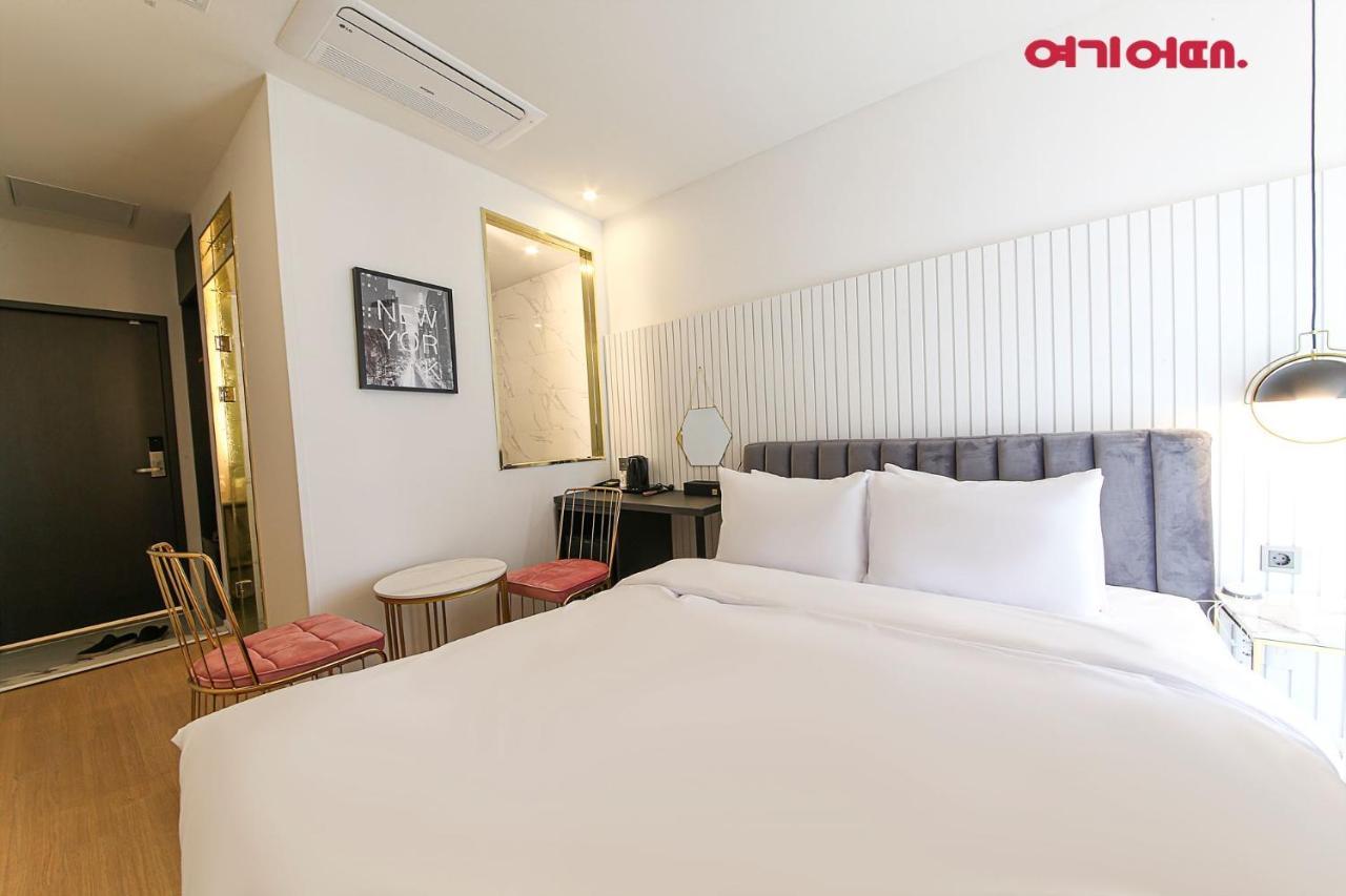 De Homme Hotel Busan Bagian luar foto