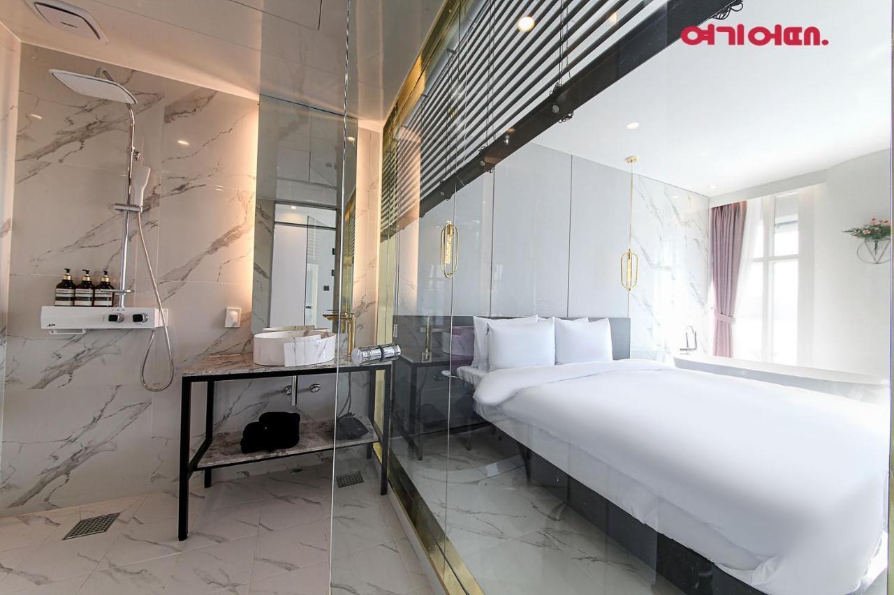 De Homme Hotel Busan Bagian luar foto
