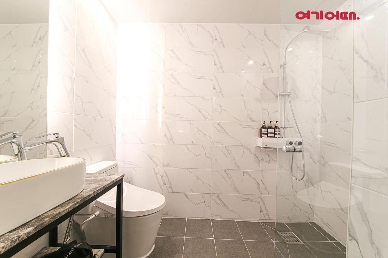 De Homme Hotel Busan Bagian luar foto