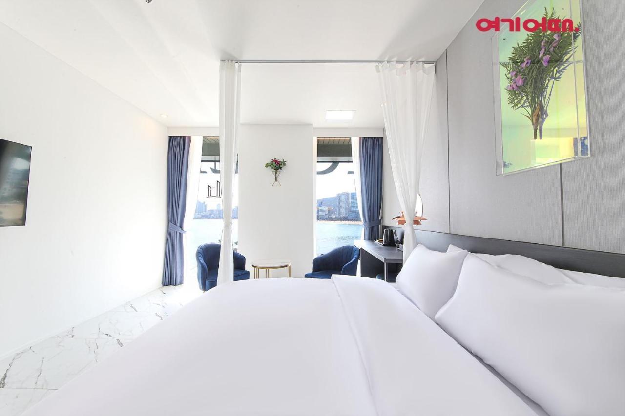 De Homme Hotel Busan Bagian luar foto